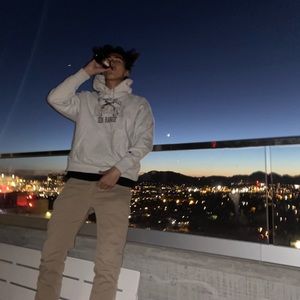 Meet your Posher, Dylan